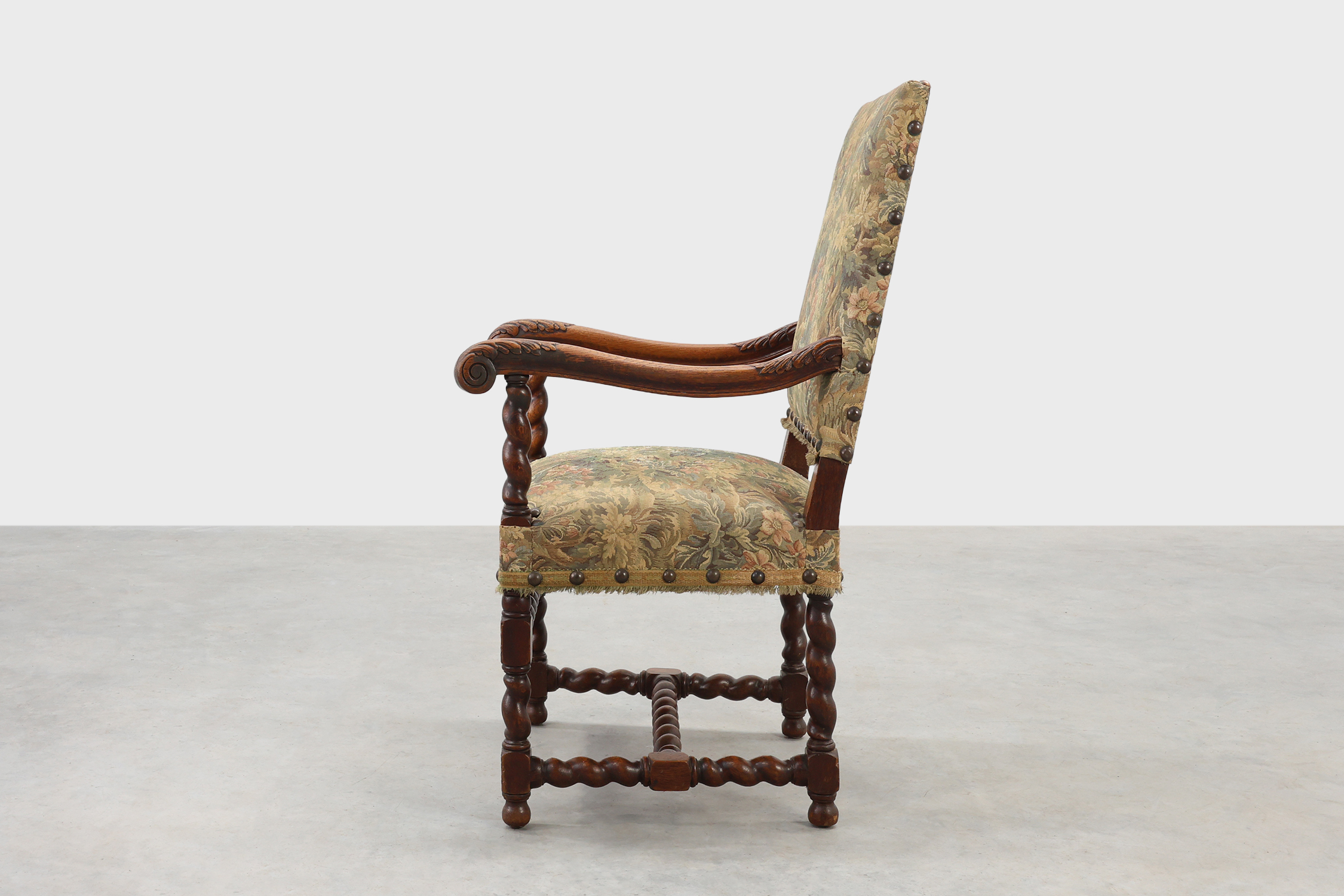 Antique armchair in walnut with tapestry upholstery, UK 17th centurythumbnail
